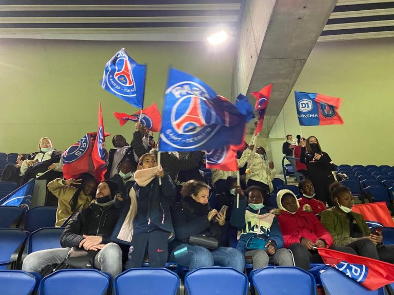 Nos féminines au Parc des princes !