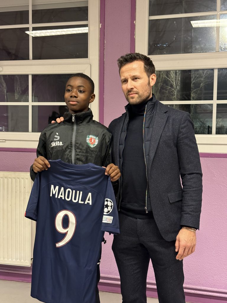 Félicitations à NIAKATE Maoula pour sa signature avec le Paris Saint-Germain !
