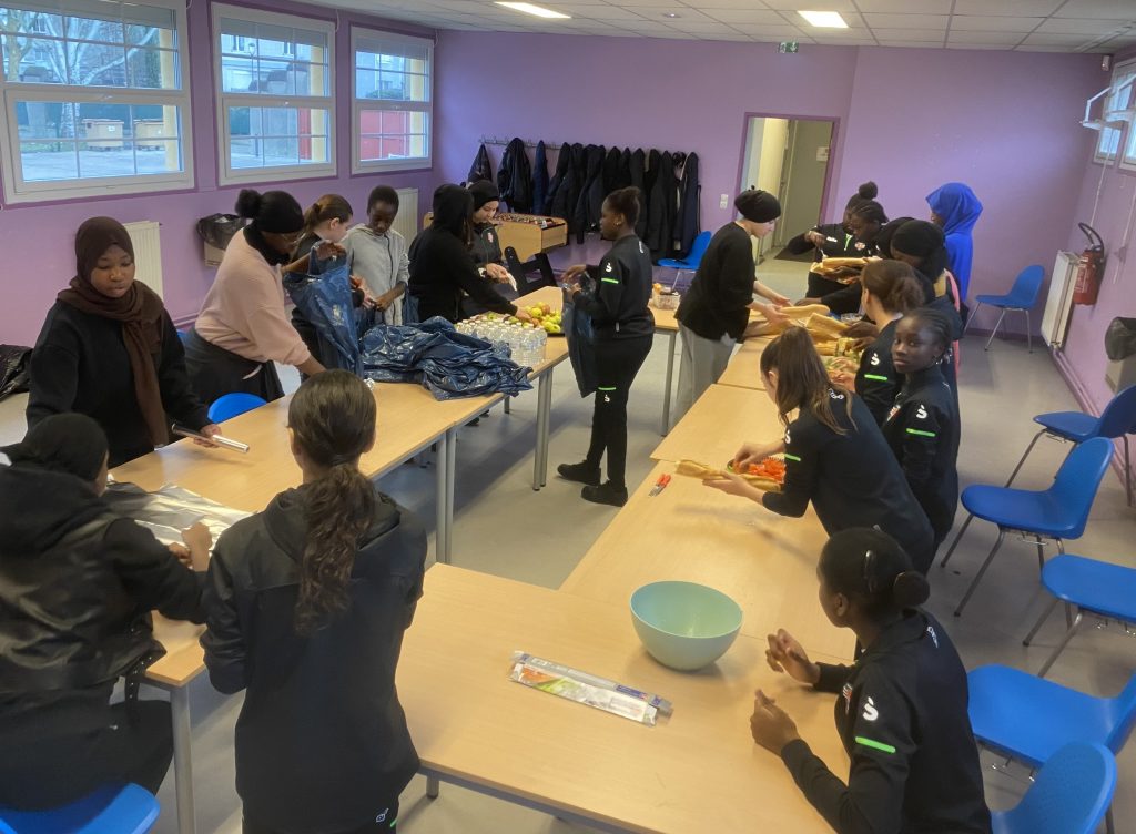 Action solidaire de nos U15F !